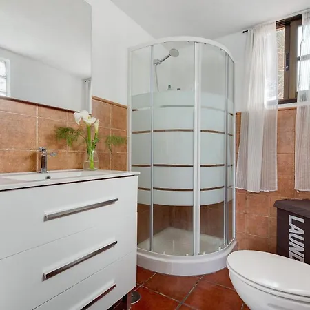 Vina Maria * Los Realejos