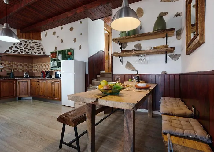 Vina Maria לוס ריאלחוס